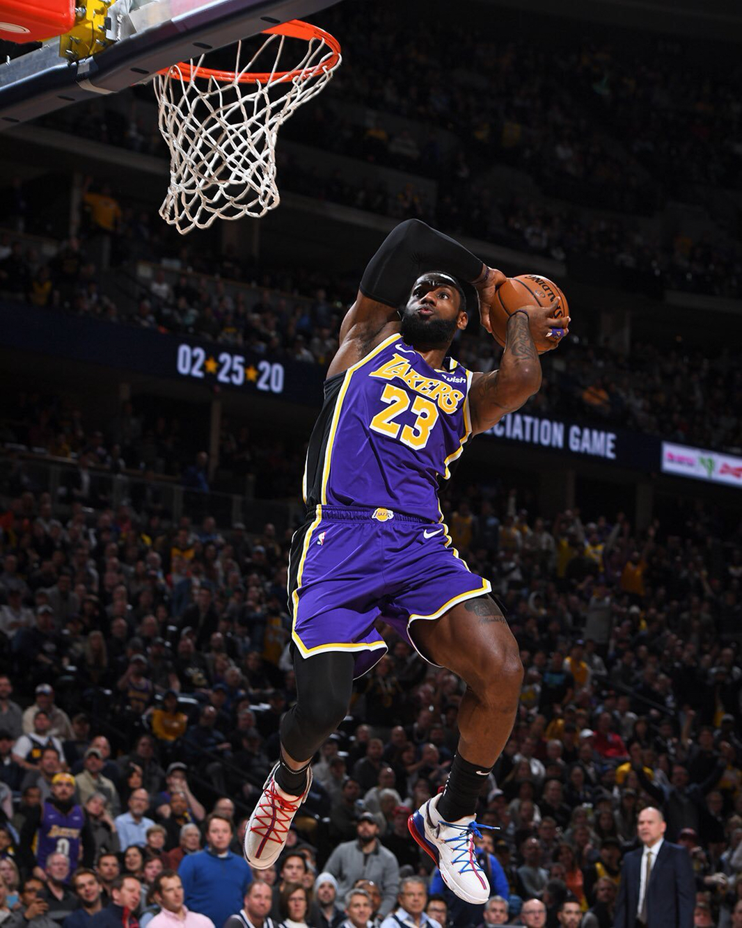 这位绿茵场 这位绿茵场