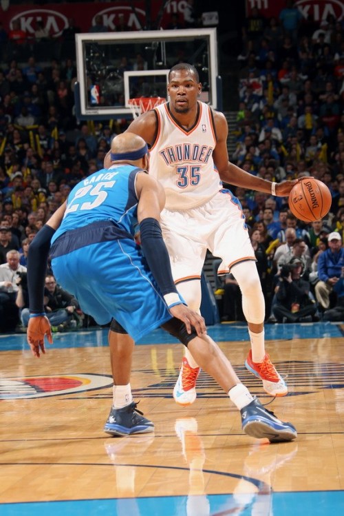 在这些足球 在这些足球